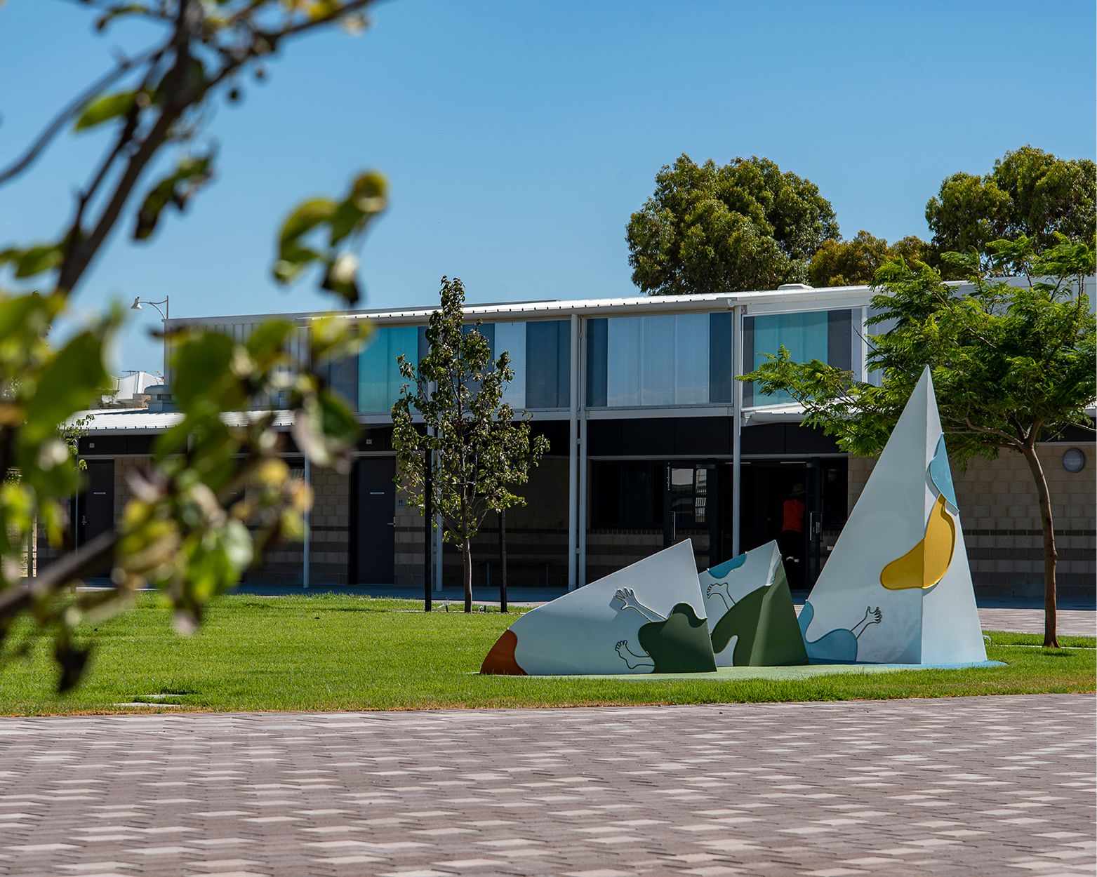 Elisa Markes-Young - Do Sheep Dream of the Sea