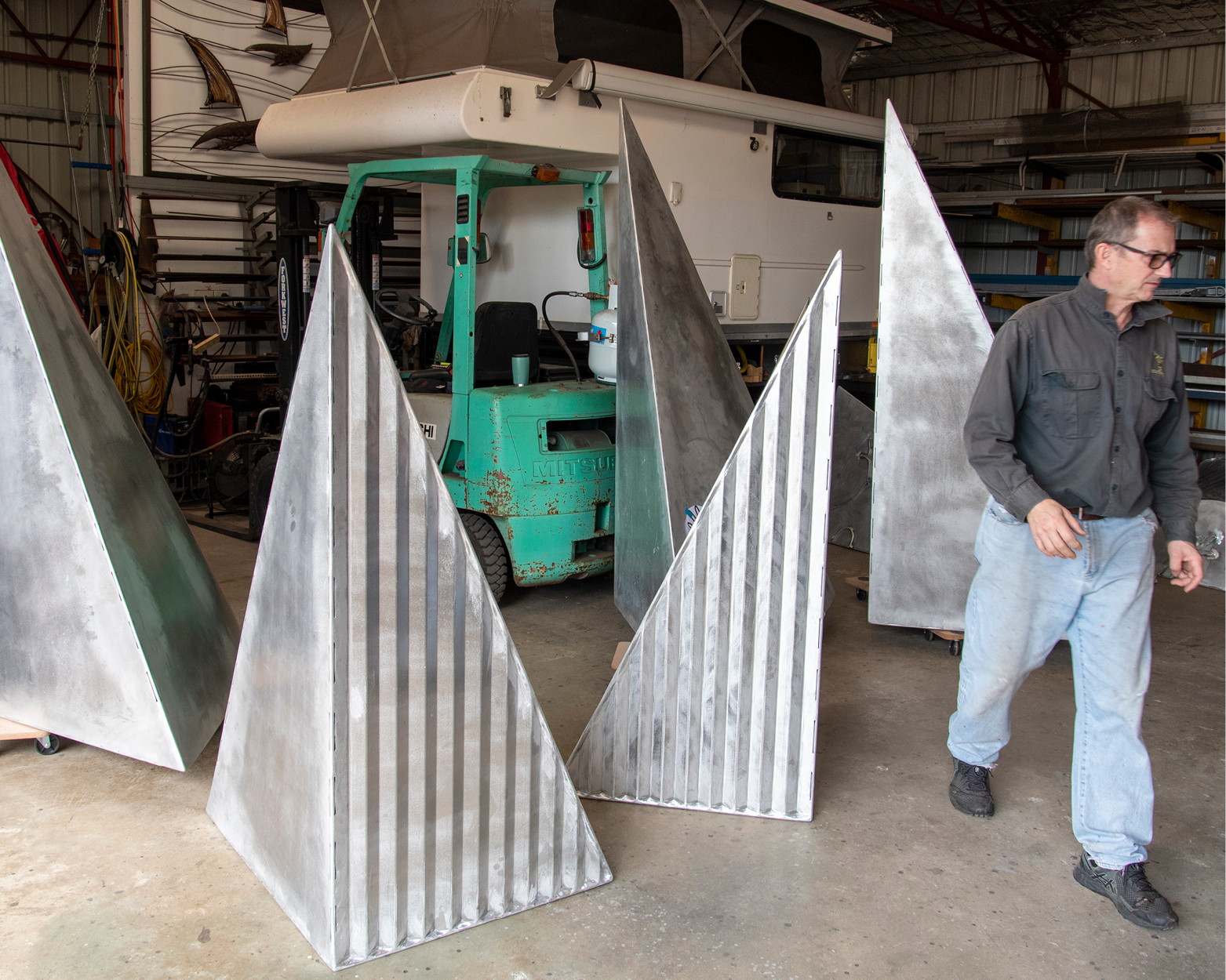 Elisa Markes-Young - Do Sheep Dream of the Sea