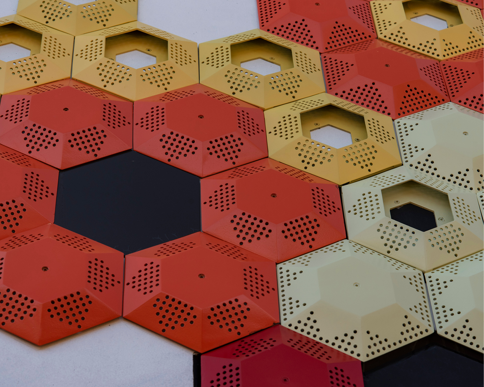 Elisa Markes-Young - Capture the Winds